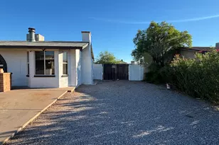 9547 E Dallas St, Mesa, AZ 85207 - Photo 2