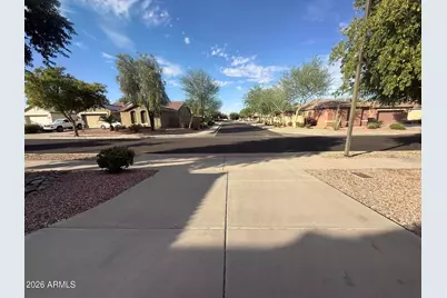 15613 W Yucatan Drive, Surprise, AZ 85379 - Photo 4
