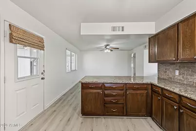 930 S Roslyn Place, Mesa, AZ 85208 - Photo 16