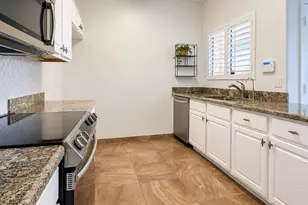 11260 N 92nd St, Scottsdale, AZ 85260 - Photo 14