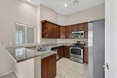 20270 N 82nd Lane, Peoria, AZ 85382 - Photo 8