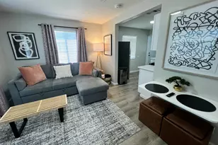 4208 N 17th St, Phoenix, AZ 85016 - Photo 2