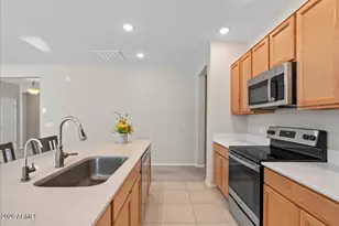 37271 W Mondragone Ln, Maricopa, AZ 85138 - Photo 20