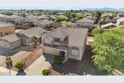 9537 W Hatcher Road, Peoria, AZ 85345 - Photo 10