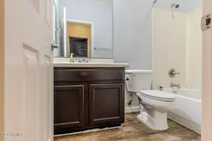 10397 W Foothill Dr, Peoria, AZ 85383 - Photo 16