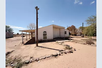 1345 N Burris Road, Casa Grande, AZ 85193 - Photo 1
