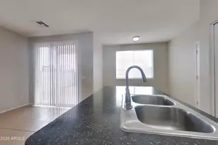4925 S 15th Pl, Phoenix, AZ 85040 - Photo 4