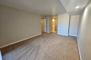 3434 W Danbury Dr, Phoenix, AZ 85053 - Photo 18