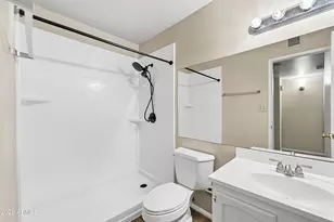 10411 N 11th Ave, Phoenix, AZ 85021 - Photo 14