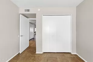 10411 N 11th Ave, Phoenix, AZ 85021 - Photo 12