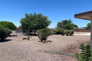 9221 W Briarwood Cir N, Sun City, AZ 85351 - Photo 4