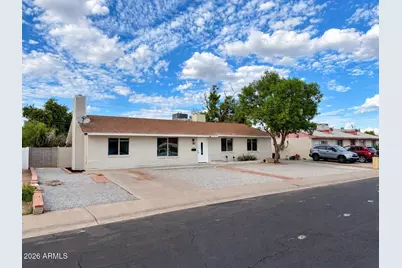 8108 W Trafalgar Avenue, Phoenix, AZ 85033 - Photo 4