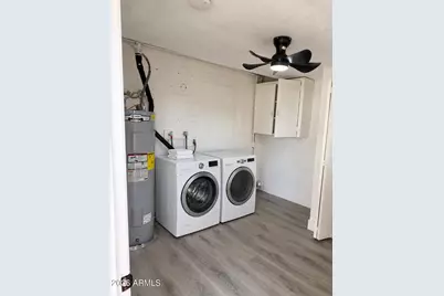 8108 W Trafalgar Avenue, Phoenix, AZ 85033 - Photo 26
