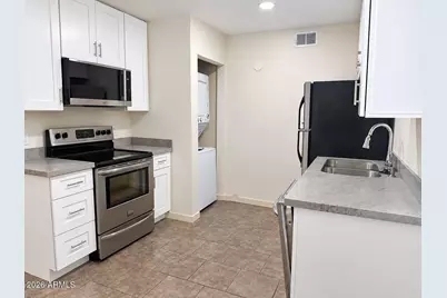 2537 W Georgia Avenue #14, Phoenix, AZ 85017 - Photo 6