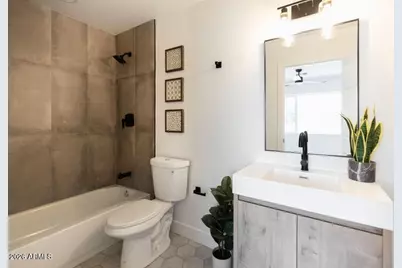 2201 E Amelia Avenue, Phoenix, AZ 85016 - Photo 16
