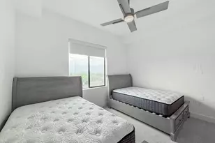 5250 E Deer Valley Dr, Phoenix, AZ 85054 - Photo 14
