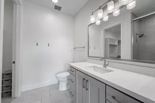 5250 E Deer Valley Dr, Phoenix, AZ 85054 - Photo 16