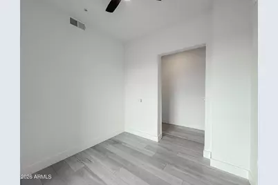 5250 E Deer Valley Drive #209, Phoenix, AZ 85054 - Photo 20
