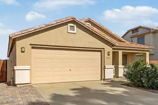 23455 S 221st St, Queen Creek, AZ 85142 - Photo 2