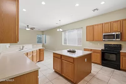 8807 W Carole Lane, Glendale, AZ 85305 - Photo 18