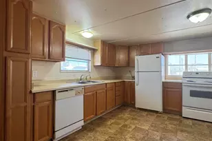 686 N Ocotillo Dr, Apache Junction, AZ 85120 - Photo 4