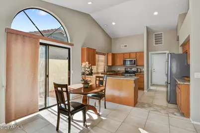 9240 W Sierra Pinta Drive, Peoria, AZ 85382 - Photo 6
