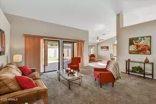 9240 W Sierra Pinta Dr, Peoria, AZ 85382 - Photo 2