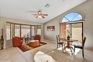 9240 W Sierra Pinta Dr, Peoria, AZ 85382 - Photo 4