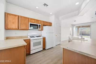 9365 W Milkweed Loop, Phoenix, AZ 85037 - Photo 8