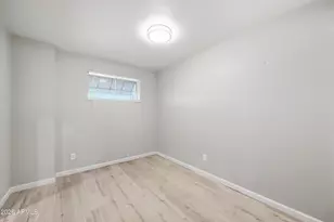 3025 N 32nd St, Phoenix, AZ 85018 - Photo 8