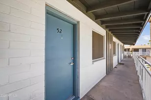 3025 N 32nd St, Phoenix, AZ 85018 - Photo 1