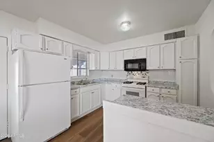 408 N 28th Pl, Phoenix, AZ 85008 - Photo 16