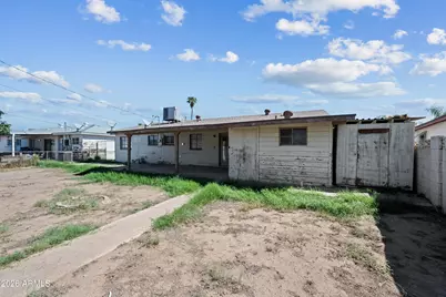 408 N 28th Place, Phoenix, AZ 85008 - Photo 1