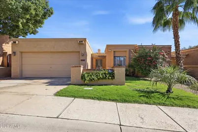 10621 N 9th Street, Phoenix, AZ 85020 - Photo 1