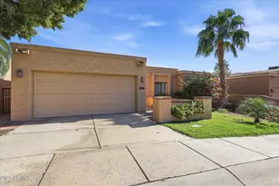 10621 N 9th St, Phoenix, AZ 85020 - Photo 2