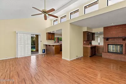 10621 N 9th Street, Phoenix, AZ 85020 - Photo 8