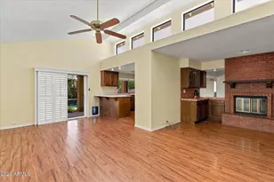 10621 N 9th St, Phoenix, AZ 85020 - Photo 8