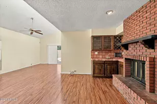 10621 N 9th St, Phoenix, AZ 85020 - Photo 4
