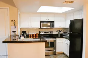 5757 W Eugie Ave, Glendale, AZ 85304 - Photo 2