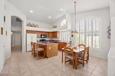 12435 W Monte Vista Road, Avondale, AZ 85392 - Photo 32