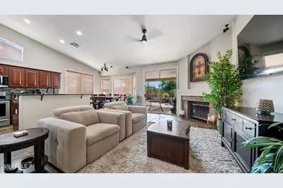 537 W Mountain Vista Drive, Phoenix, AZ 85045 - Photo 4