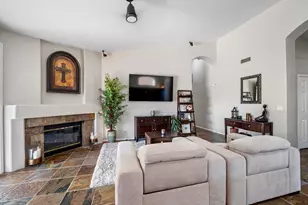 537 W Mountain Vista Dr, Phoenix, AZ 85045 - Photo 8