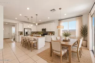 6742 W Discovery Dr, Glendale, AZ 85303 - Photo 4