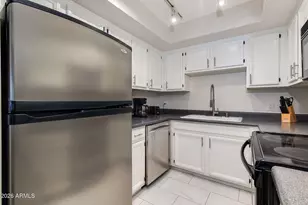 3002 N 70th St, Scottsdale, AZ 85251 - Photo 12