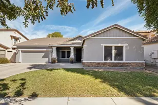19668 E Canary Way, Queen Creek, AZ 85142 - Photo 2