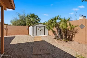 818 E Drake Dr, Tempe, AZ 85283 - Photo 44