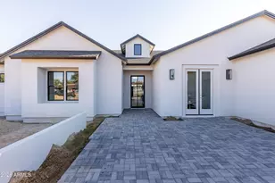 3017 E Rosemonte Dr, Phoenix, AZ 85050 - Photo 14