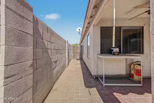 821 E Nardini St, San Tan Valley, AZ 85140 - Photo 26