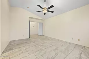 7529 W Sunnyside Dr, Peoria, AZ 85345 - Photo 12