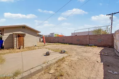 9113 W Monroe Street, Tolleson, AZ 85353 - Photo 36